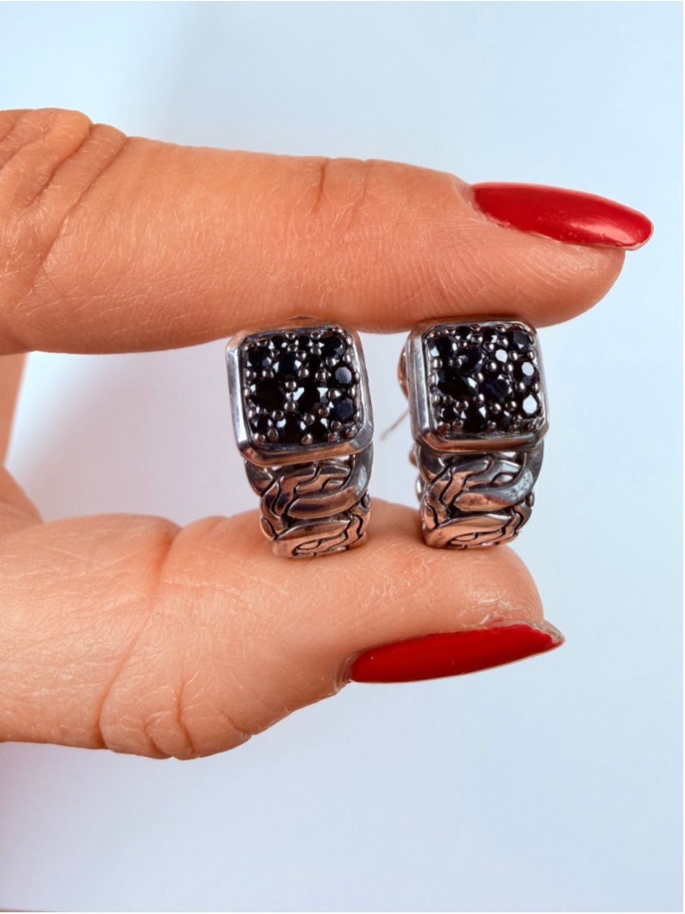 John Hardy Pave Black Sapphire Classic Chain 925 Sterling Silver Earrings NWT